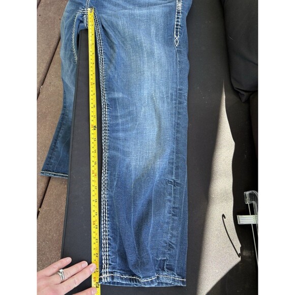 Women’s Rock Revival Dark Wash Jeans Vivian Capri Embroidery Rhinestones Sz 29 - Picture 11 of 11